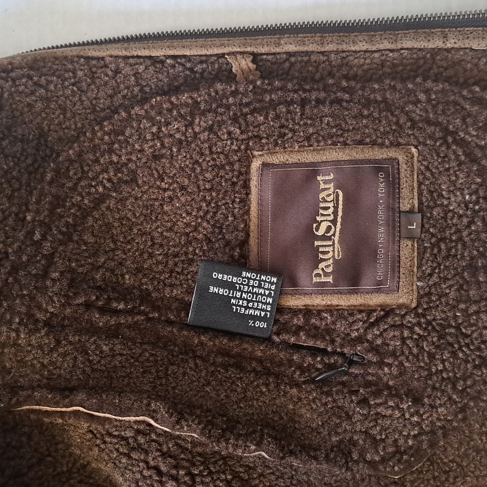 PAUL STUART  100% sheepskin vest size Large Made In Turkey - Picture 6 of 10